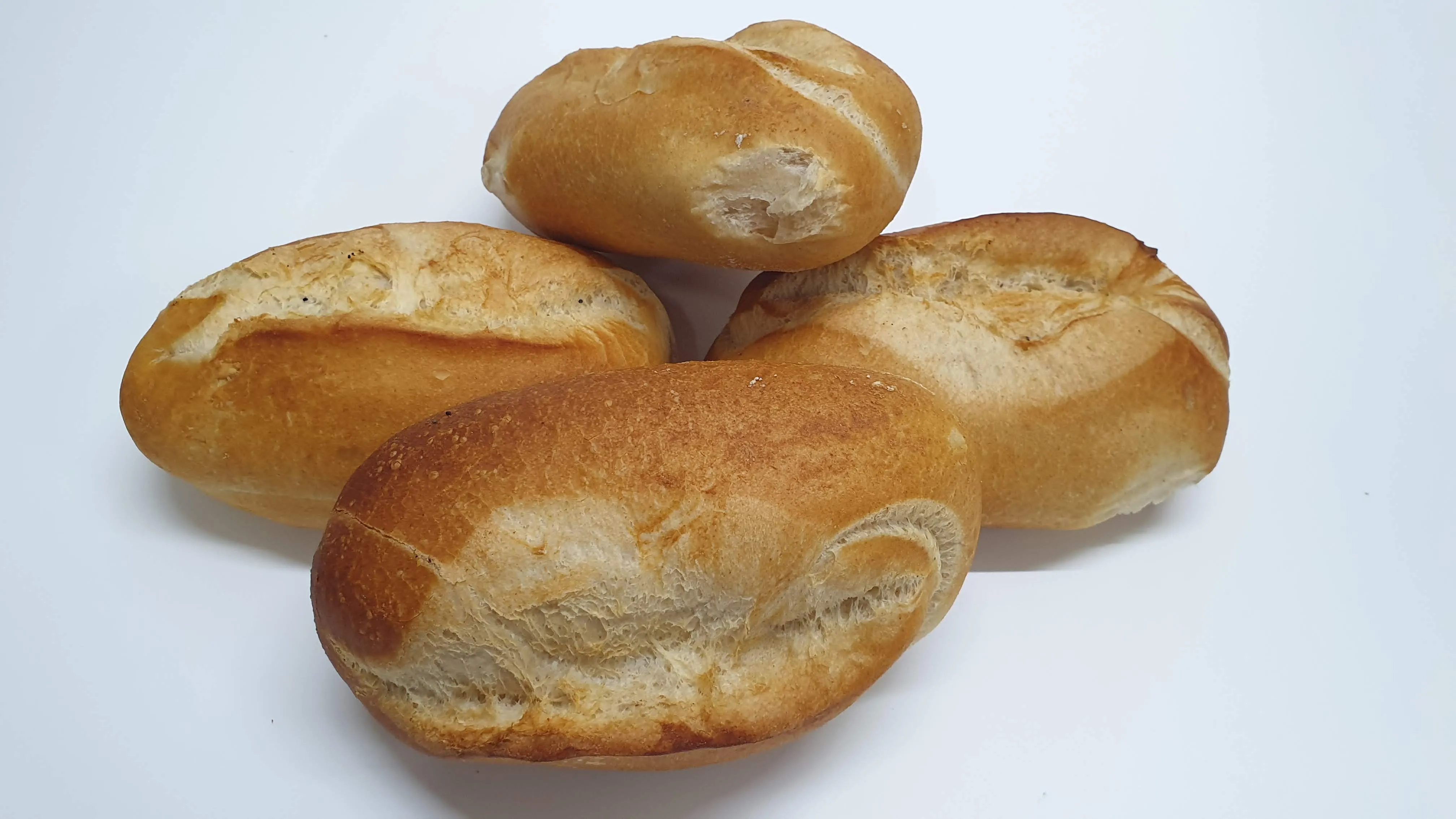 Frische Brötchen aus der Backmanufaktur Latzel